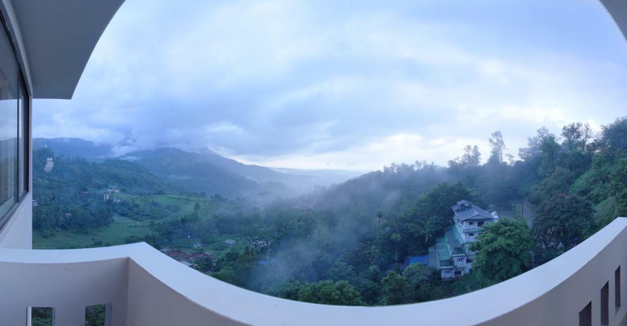 Hotel Tea Castle Munnar Extérieur photo