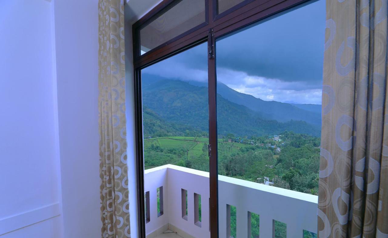 Hotel Tea Castle Munnar Extérieur photo